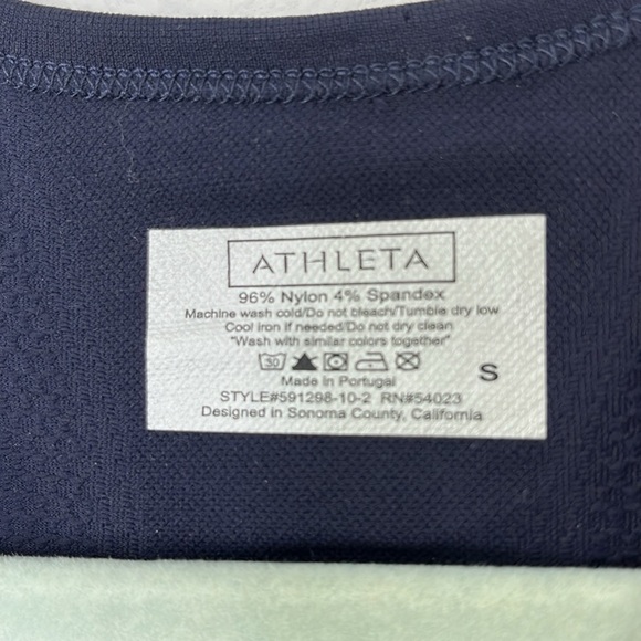Athleta Finish Fast Racerback Tank Navy Ruched Sides Sleeveless size Small - Picture 4 of 10